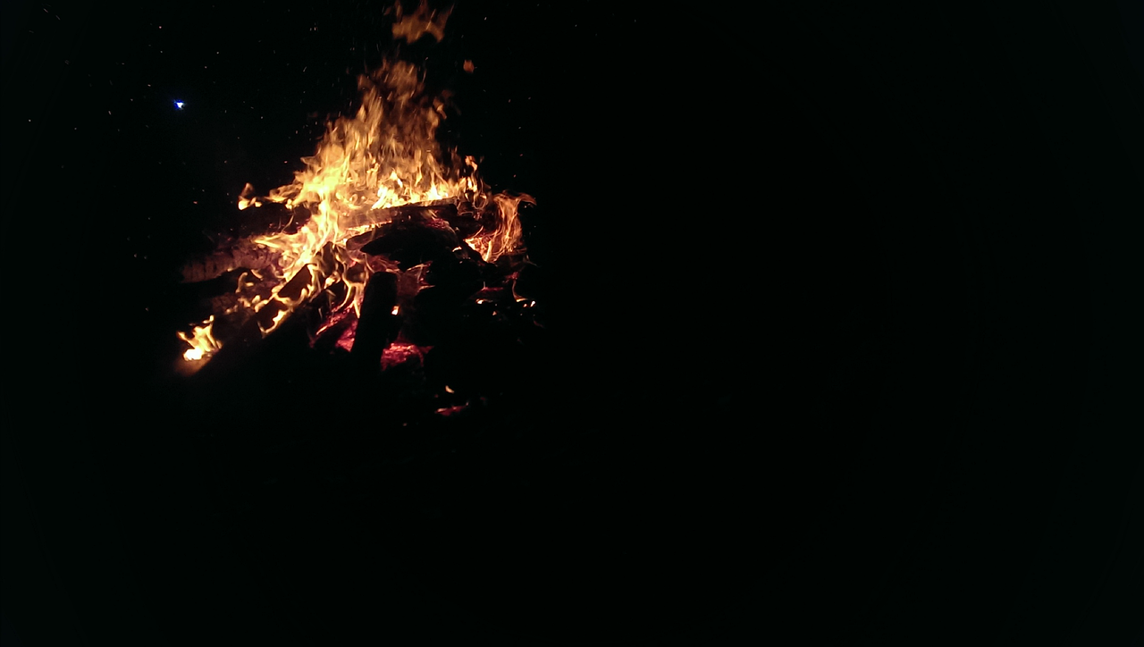 最新驚悚鬼故事，深夜驚魂之夜