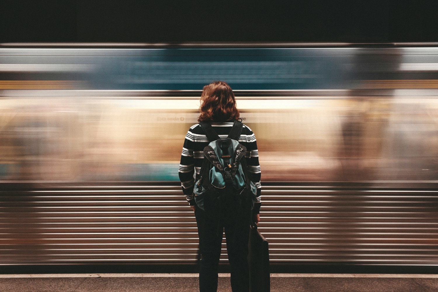 光影世界的探索之旅，咪咪電影的魅力探索